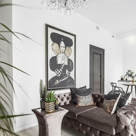 Four Luxury Flats Aparthotel Kaunas Eksteriør bilde