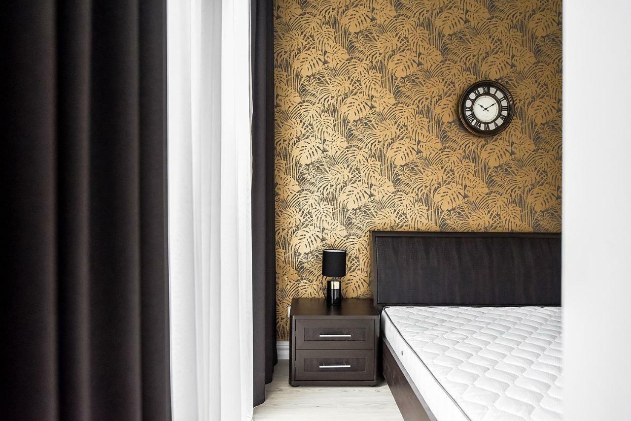 Four Luxury Flats Aparthotel Kaunas Eksteriør bilde