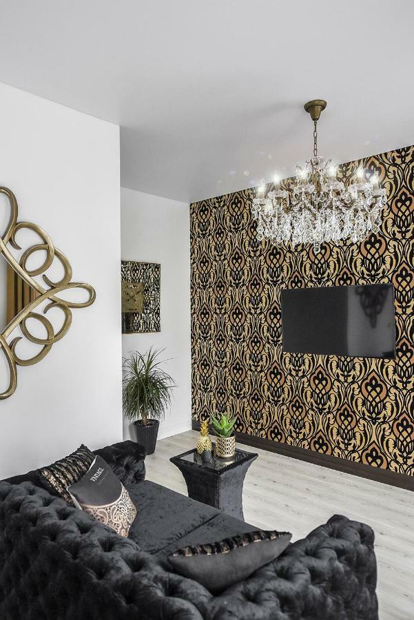 Four Luxury Flats Aparthotel Kaunas Eksteriør bilde