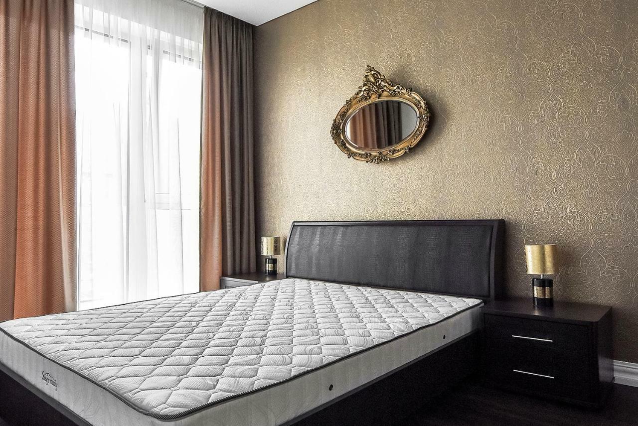 Four Luxury Flats Aparthotel Kaunas Eksteriør bilde