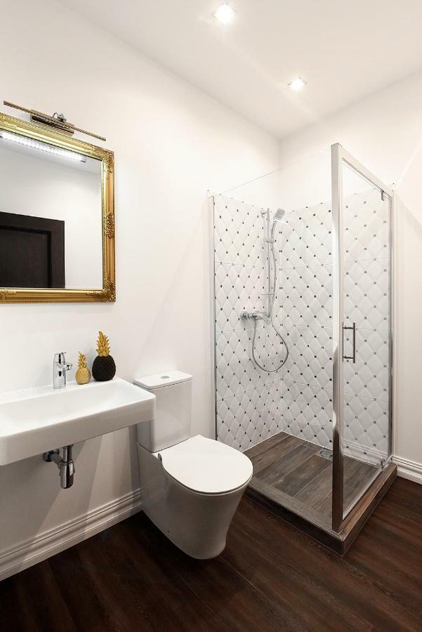 Four Luxury Flats Aparthotel Kaunas Eksteriør bilde